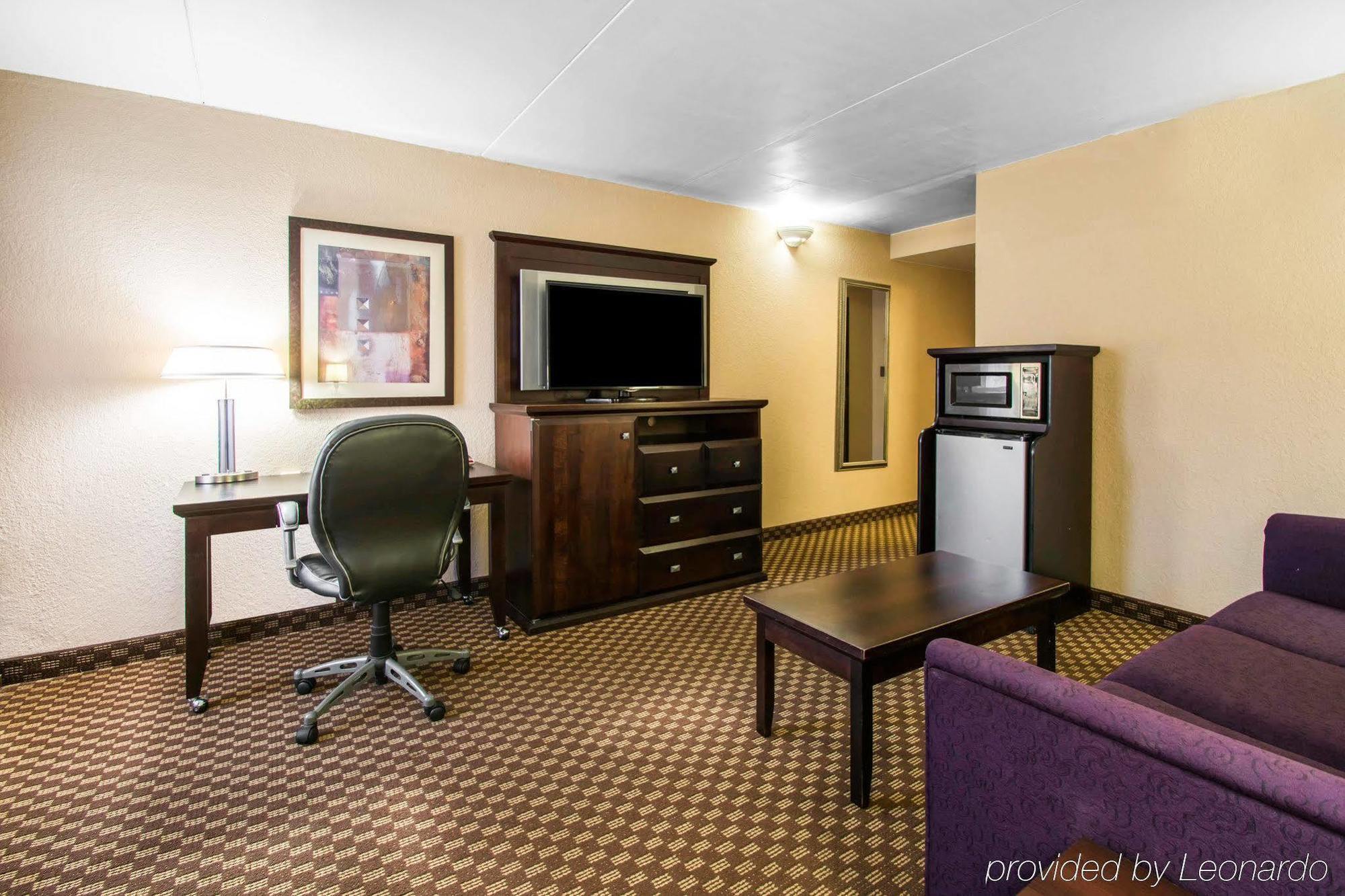 Quality Inn & Suites Tallahassee Exterior foto